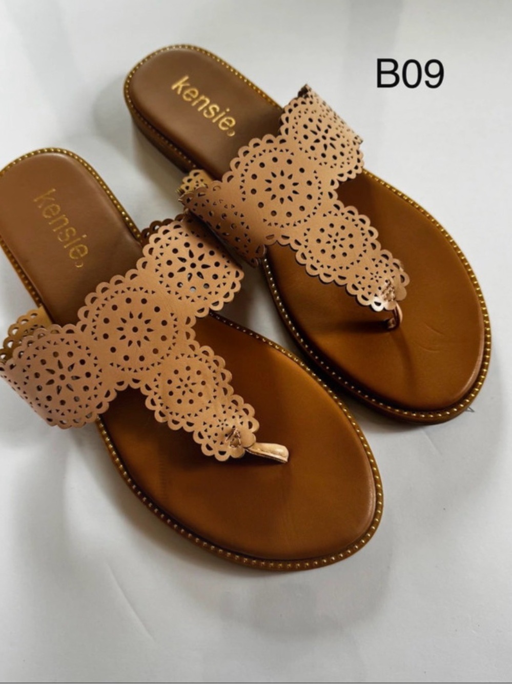 kensie Brown Laser-Cut Floral Thong Sandals